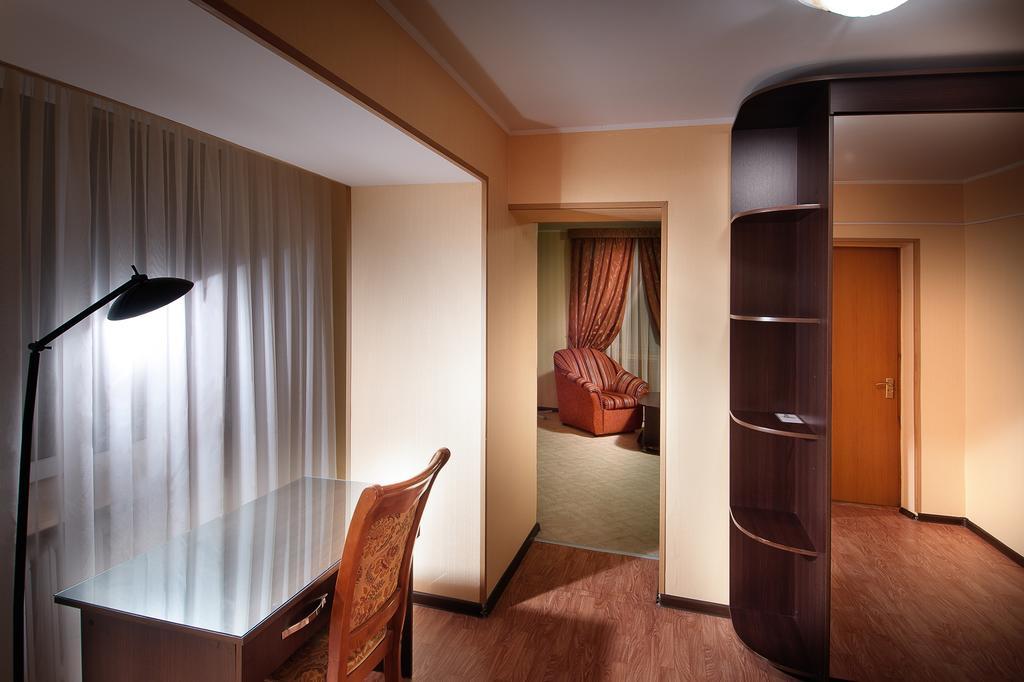 Hotel Edem Karagandy Стая снимка