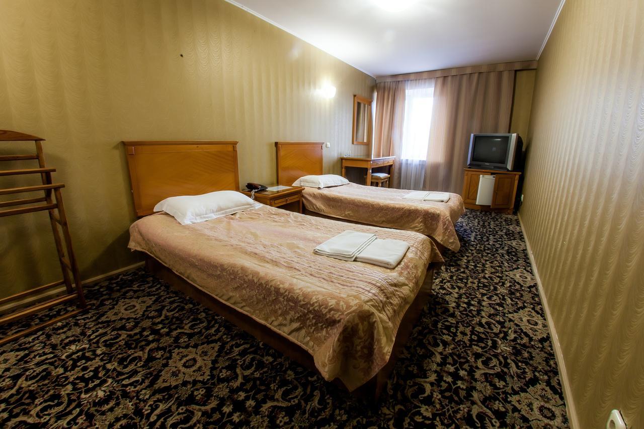 Hotel Edem Karagandy Екстериор снимка