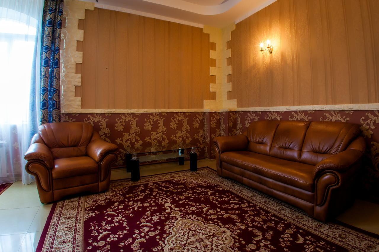 Hotel Edem Karagandy Екстериор снимка