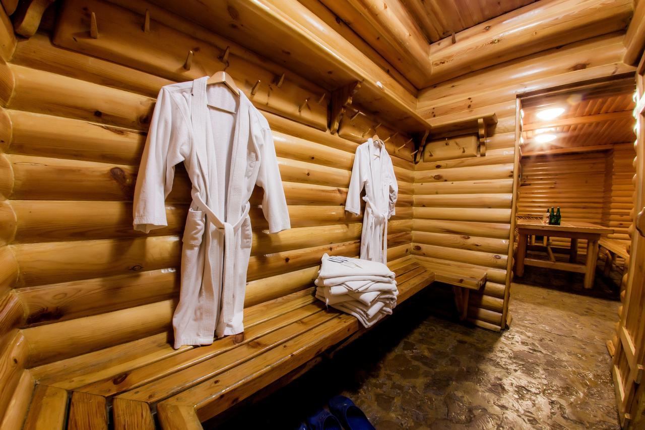 Hotel Edem Karagandy Екстериор снимка
